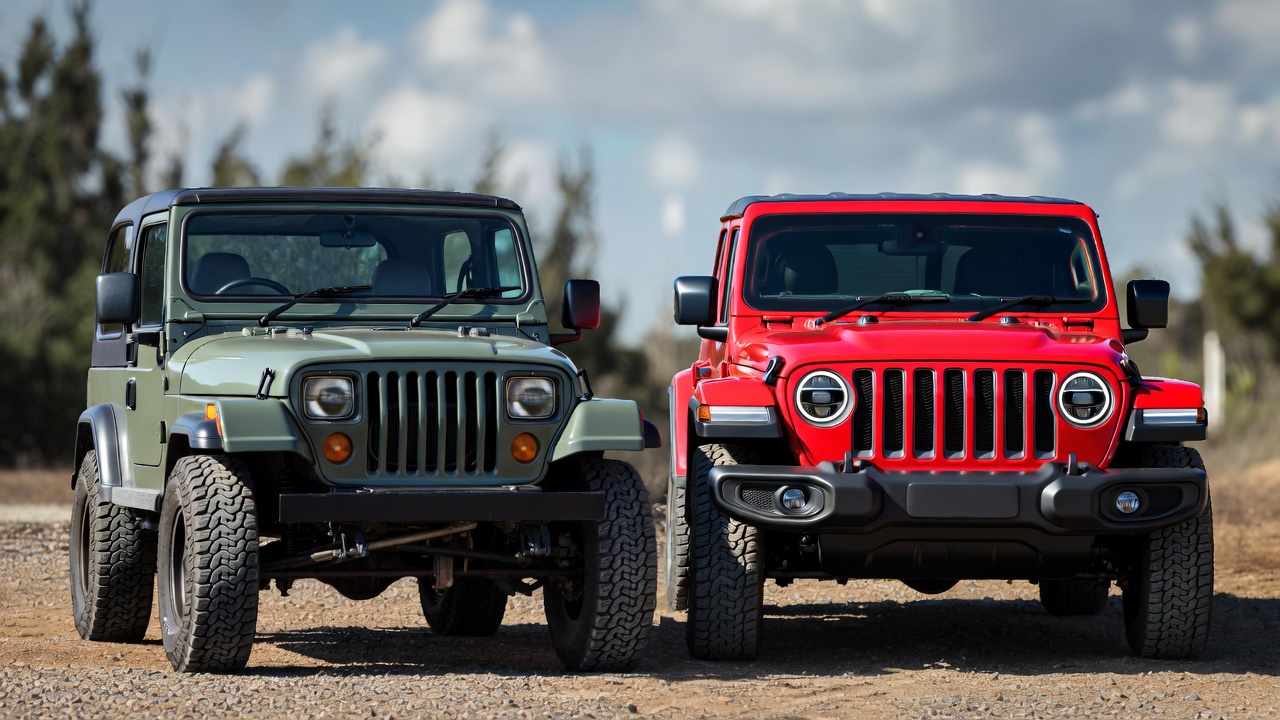 Jeep Wrangler YJ compared to a modern Jeep Wrangler